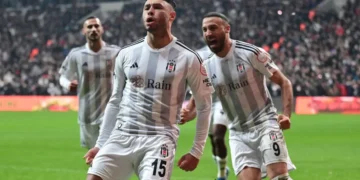 Alex Oxlade-Chamberlain Nears Move to Celtic After Leaving Besiktas