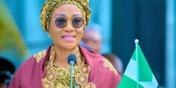 United States President Donald Trump has acknowledged the presence of Nigeria’s First Lady, Senator Oluremi Tinubu, at the 74th National Prayer Breakfast held in Washington, D.C. Speaking during the event on Thursday, Trump drew attention to Mrs Tinubu in the audience, describing her as a respected figure and highlighting her role as a Christian pastor in one of the largest churches in Nigeria. “We are honoured to be joined today by the First Lady of Nigeria, who also happens to serve as a Christian pastor at one of the largest churches. A very respected woman,” Trump said. Video: President Trump acknowledged the presence of Nigeria's first lady, Sen. Remi Tinubu at National Prayer Breakfast Credit: X // Rapid Response 47 pic.twitter.com/AbeAeeHTw7 — Vanguard Newspapers (@vanguardngrnews) February 5, 2026 Addressing her directly, the US president added: “First Lady, where are you? Thank you very much. It is a great honour to have you with us.” The National Prayer Breakfast is an annual gathering that brings together political leaders, faith leaders and dignitaries from across the world for prayer, reflection and dialogue on issues of faith, leadership and national development.